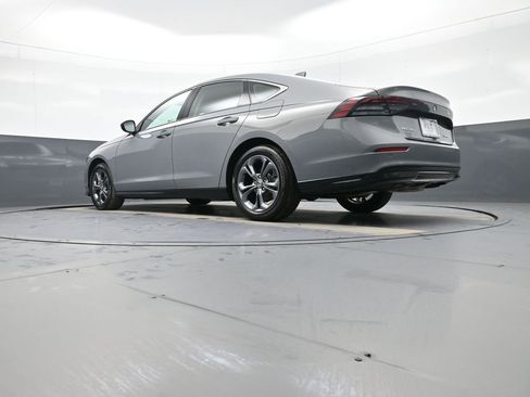 Used 2025 Honda Accord EX-L image 30