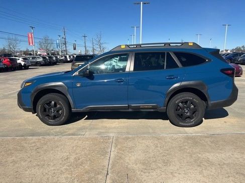 Used 2023 Subaru Outback Wilderness image 4