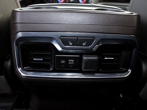 Used 2020 GMC Sierra 2500 Denali w/ Denali Ultimate Package image 25