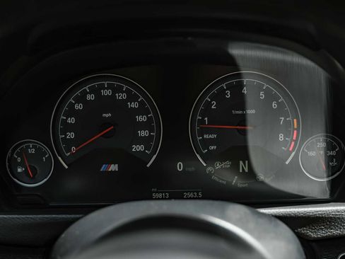 Used 2015 BMW M4 Coupe RWD image 23