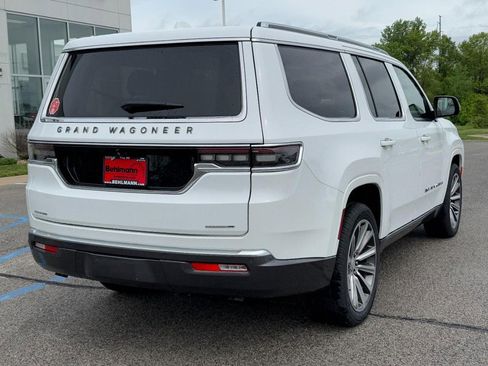 Used 2022 Jeep Grand Wagoneer Series I w/ Flexible Seating Group AWD/4WD image 4