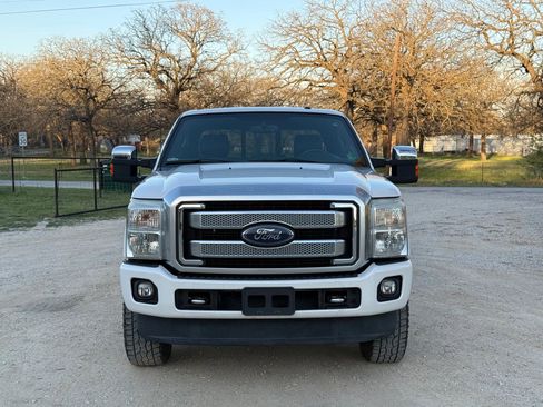 Used 2015 Ford F250 Platinum w/ FX4 Off-Road Package image 8