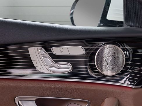 Used 2022 Mercedes-Benz E 350 4MATIC Sedan image 37