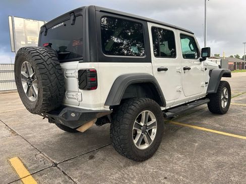 Used 2019 Jeep Wrangler Unlimited Sport AWD/4WD image 5