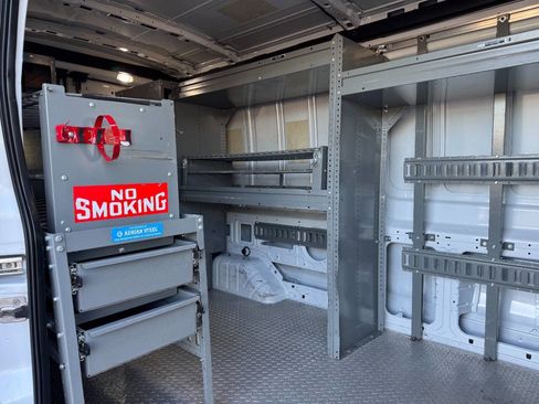 Used 2018 Ford Transit 350 350 3dr LWB Medium Roof Cargo image 10