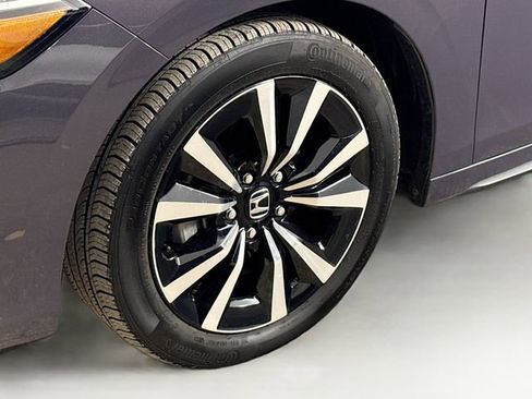 Certified 2024 Honda Civic EX-L image 17