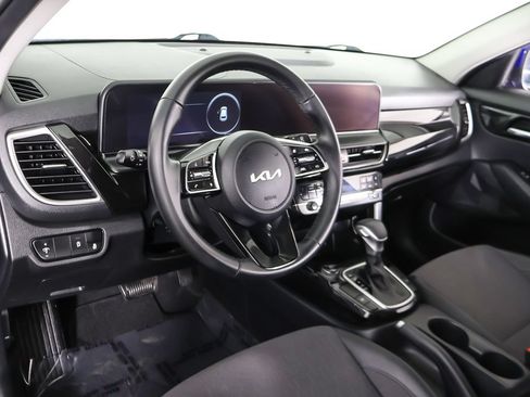 Used 2024 Kia Seltos S FWD image 25