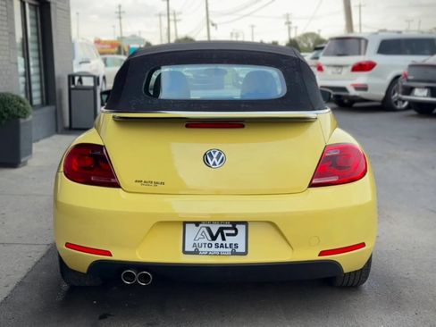 Used 2013 Volkswagen Beetle 2.5 FWD image 3
