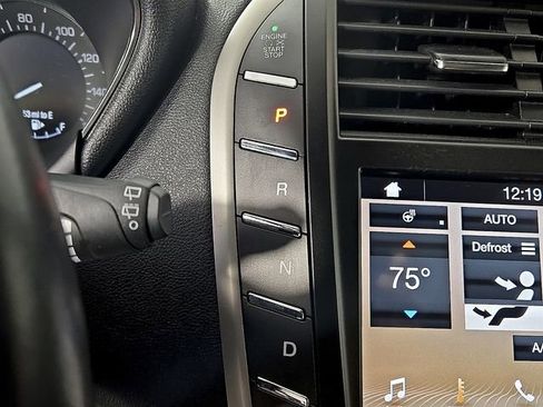 Certified 2019 Lincoln MKC Reserve w/ MKC Climate Package image 15