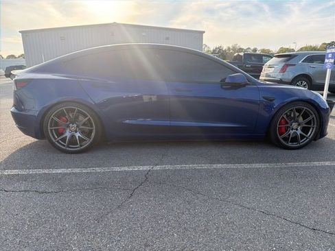 Used 2020 Tesla Model 3 Performance image 2