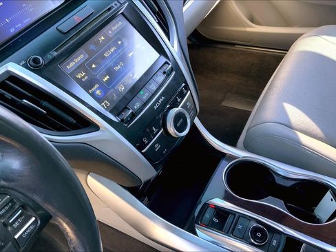 Used 2015 Acura TLX V6 Tech image 16