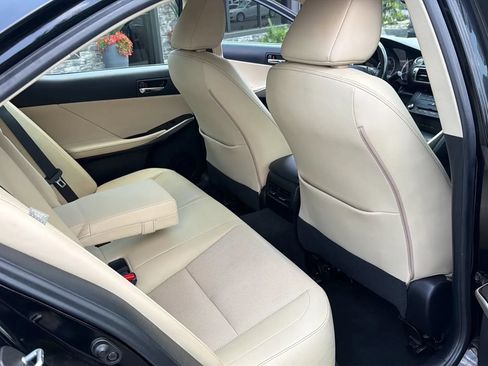 Used 2015 Lexus IS 250 w/ Navigation System Package RWD image 19
