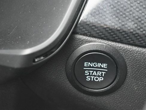 Used 2025 Ford Escape ST-Line AWD/4WD image 16