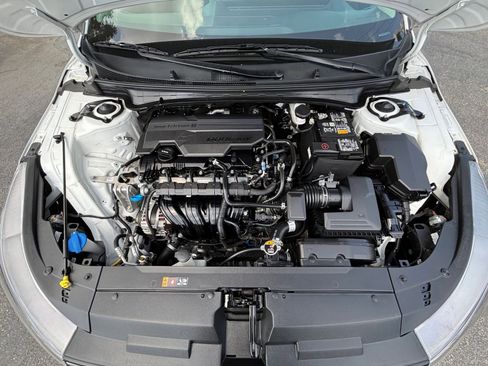 Used 2025 Kia K4 FWD image 32