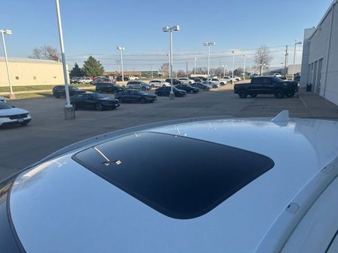 Used 2021 Honda HR-V EX image 5