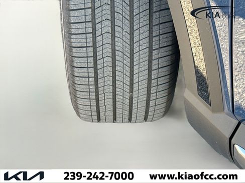 New 2027 Kia Telluride S image 43