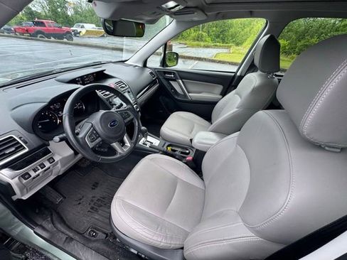 Used 2018 Subaru Forester 2.5i Limited AWD/4WD image 11