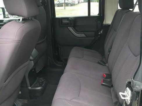 Used 2013 Jeep Wrangler Unlimited Sport AWD/4WD image 9