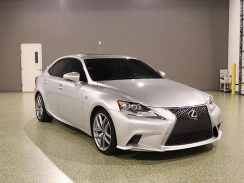 Used 2015 Lexus IS 250 w/ F-Sport Package RWD image 1