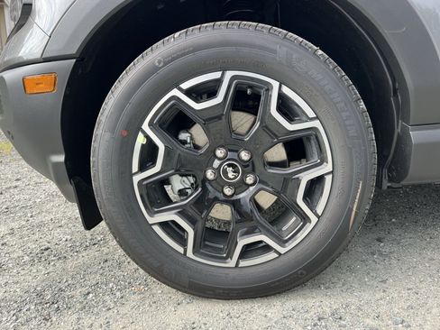 New 2026 Ford Bronco Sport Outer Banks w/ Outer Banks Tech Package+ AWD/4WD image 12