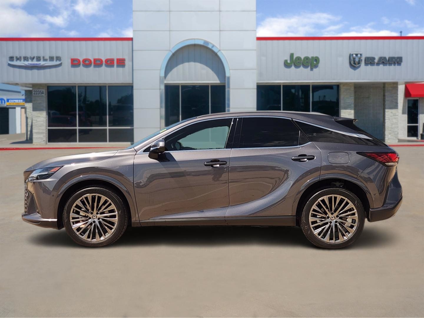 Used 2025 Lexus RX 450h AWD w/ Convenience Package image 3