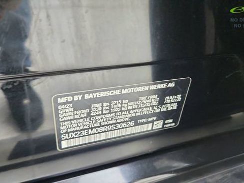 Used 2024 BMW X7 xDrive40i w/ Parking Assistance Package AWD/4WD image 69