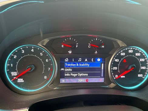 Used 2022 Chevrolet Traverse LT AWD/4WD image 13