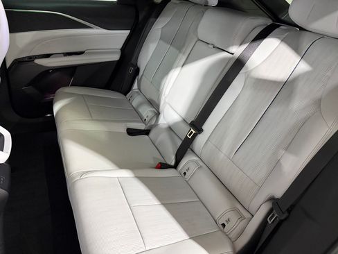 Certified 2024 Cadillac Lyriq Luxury RWD image 31