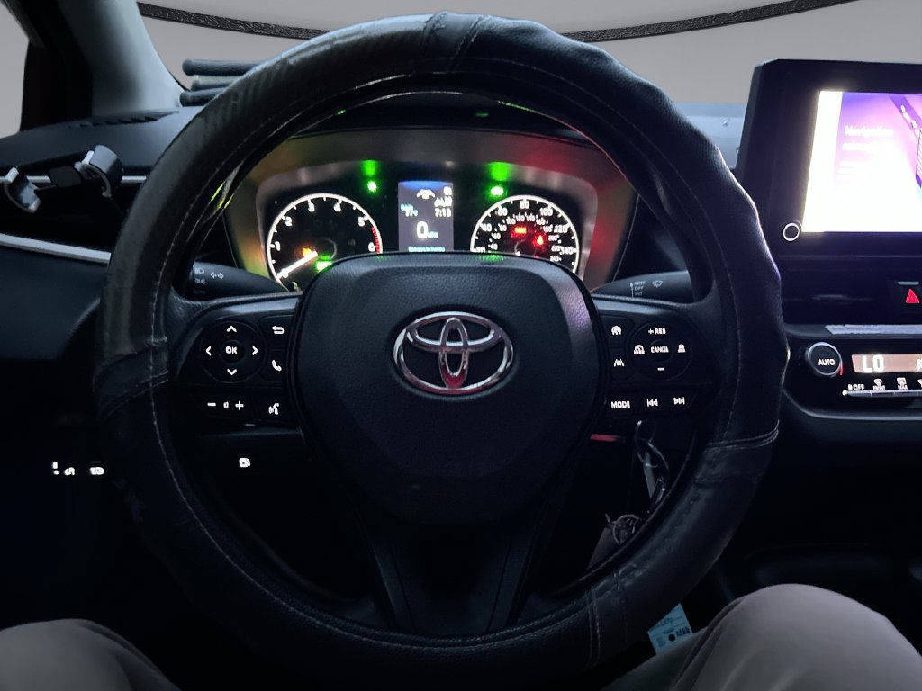 Used 2023 Toyota Corolla LE FWD image 14