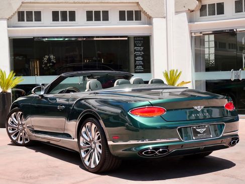 Used 2022 Bentley Continental GT Mulliner image 3