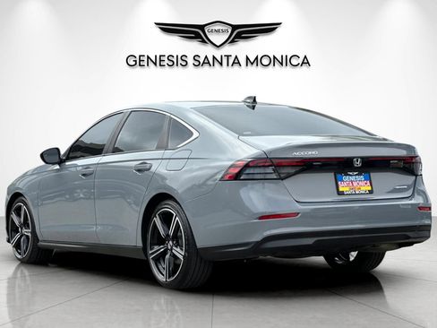 Used 2025 Honda Accord Sport image 6