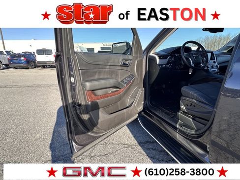 Used 2018 GMC Yukon XL SLE w/ SLE Value Package image 16