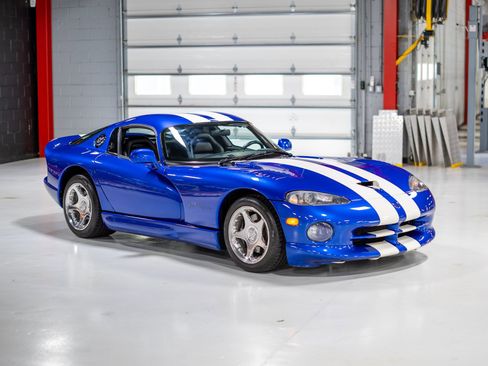 Used 1996 Dodge Viper GTS RWD image 19