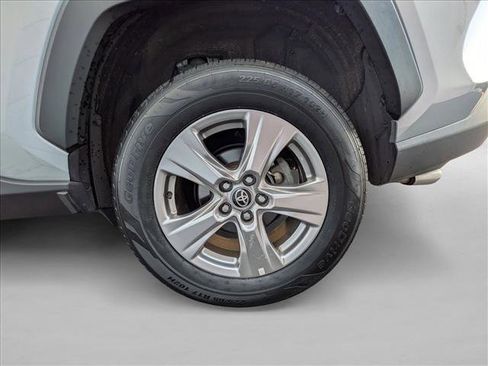 Certified 2024 Toyota RAV4 XLE AWD/4WD image 20