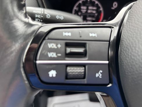 Used 2023 Honda CR-V EX-L image 19