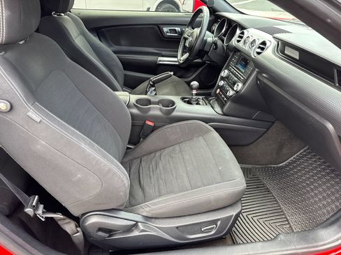 Used 2016 Ford Mustang GT w/ GT Performance Package RWD image 10