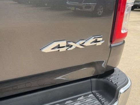 Used 2021 RAM 1500 Big Horn AWD/4WD image 16