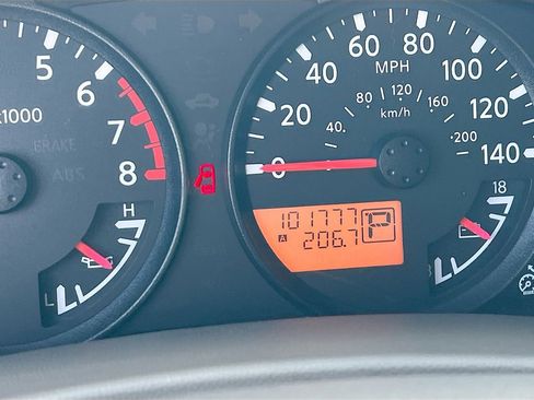 Used 2015 Nissan Frontier SV RWD image 12