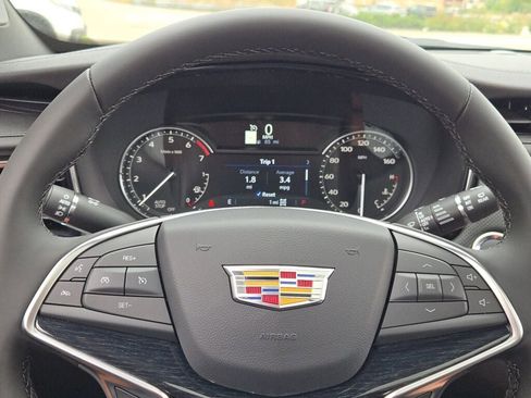 New 2025 Cadillac XT5 Premium Luxury image 37
