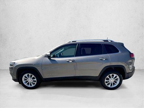 Used 2019 Jeep Cherokee Latitude w/ Popular Appearance Group FWD image 6