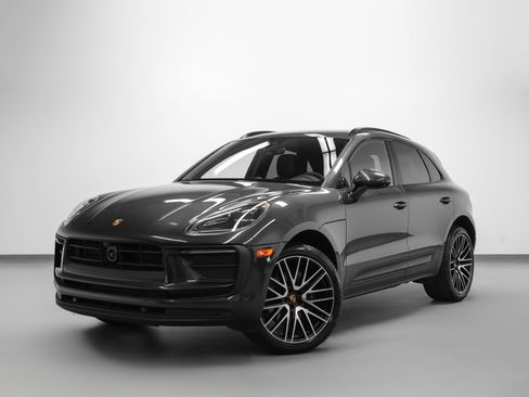 Certified 2026 Porsche Macan AWD/4WD image 1