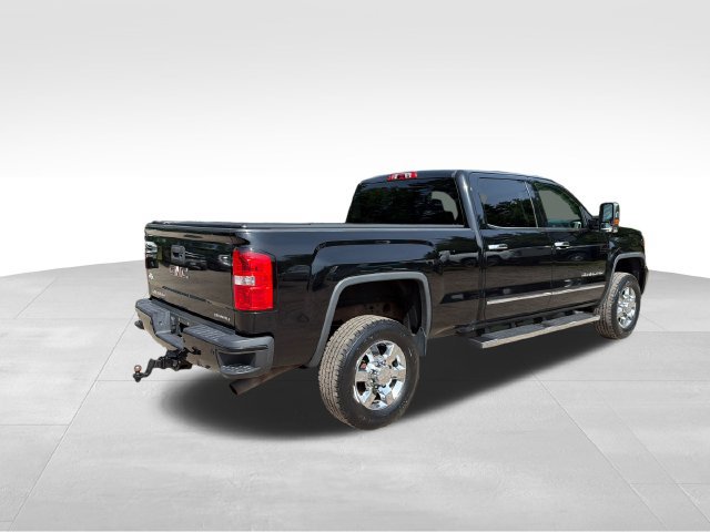 Used 2016 GMC Sierra 2500 Denali w/ Driver Alert Package AWD/4WD image 3