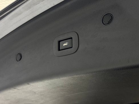 Used 2017 Nissan Armada SL RWD image 80
