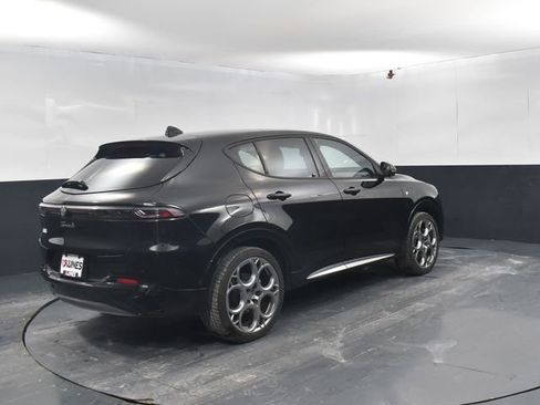 Used 2024 Alfa Romeo Tonale Ti image 9