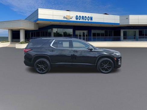 Used 2023 Chevrolet Traverse LT FWD image 7