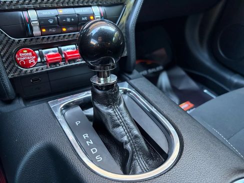 Used 2018 Ford Mustang Coupe w/ Equipment Group 101A RWD image 23