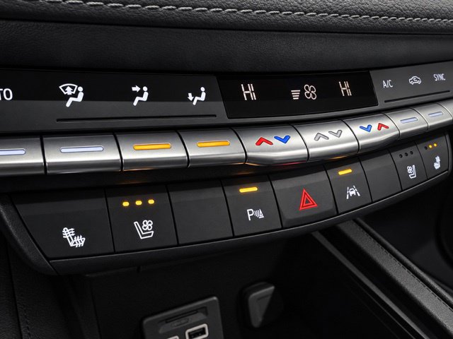 Used 2019 Cadillac XT4 Premium Luxury AWD/4WD image 37