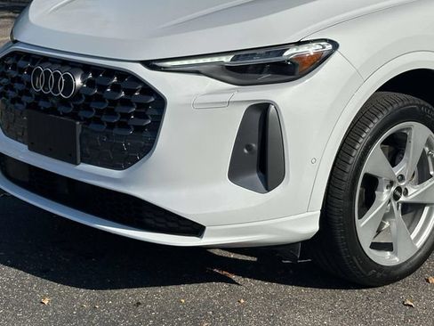 Certified 2025 Audi Q5 Premium AWD/4WD image 8