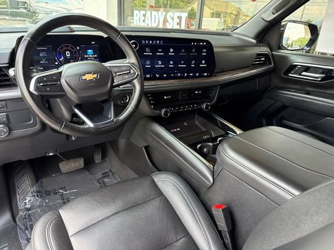 Used 2025 Chevrolet Tahoe LT RWD image 22