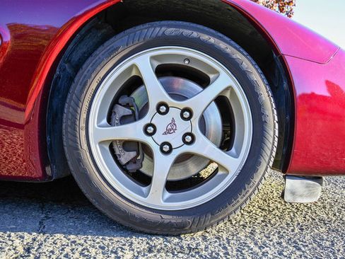 Used 2003 Chevrolet Corvette 50th Anniversary Edition w/ Preferred Equipment Group image 74